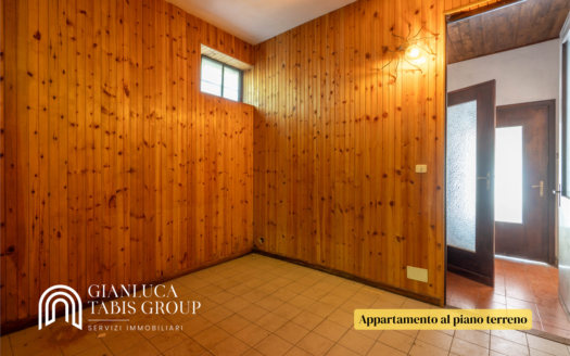 CASA CON TRE APPARTAMENTI