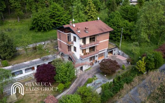 ABITAZIONE AL PIANO TERRA CON AREA ESTERNA PRIVATA